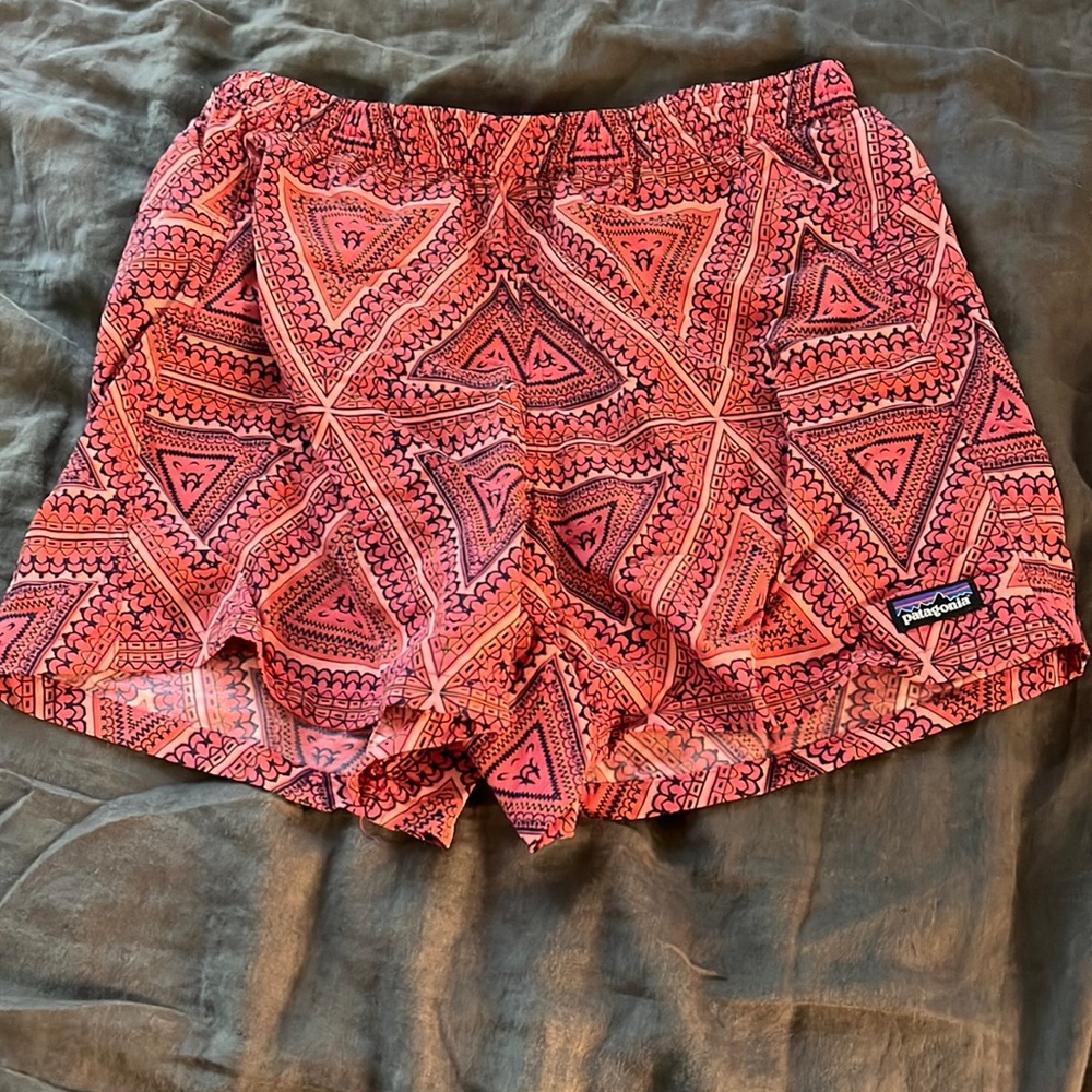 EUC Patagonia baggies